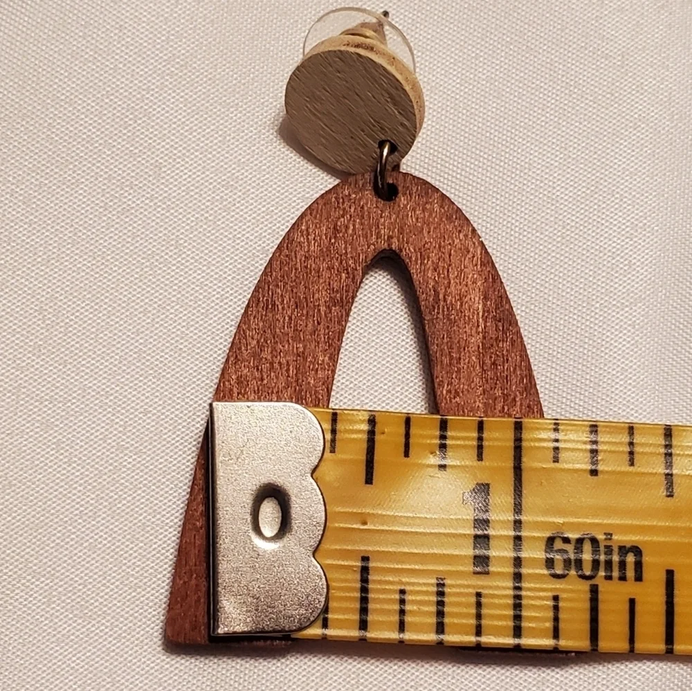 New Bohemian Laser Cut White And Brown Wooden Arch Pierced Post Dangle Earrings